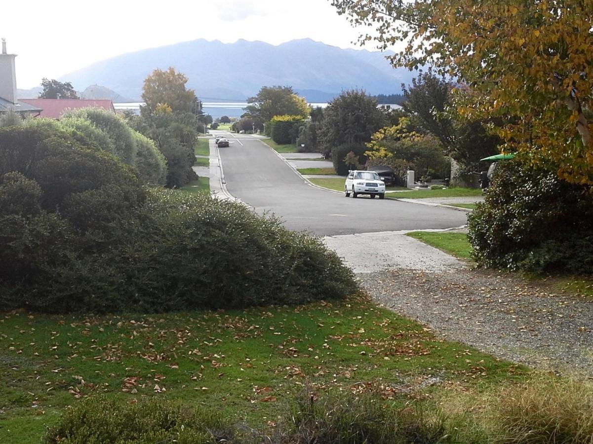 Sycamore Place - Wanaka Holiday Home Exteriör bild